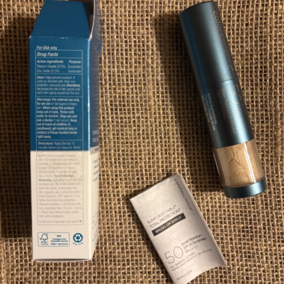 NWT colorescience Sunforgettable Total Protection Brush-on Shield, "Fair" SPF 50 - Picture 3 of 12